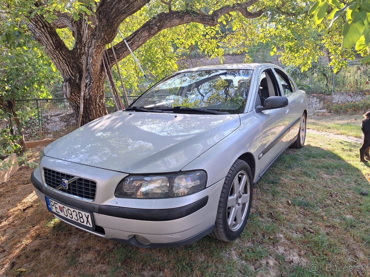 S60 D5 120KW bez DPF r.v2004 STK+EM 2026