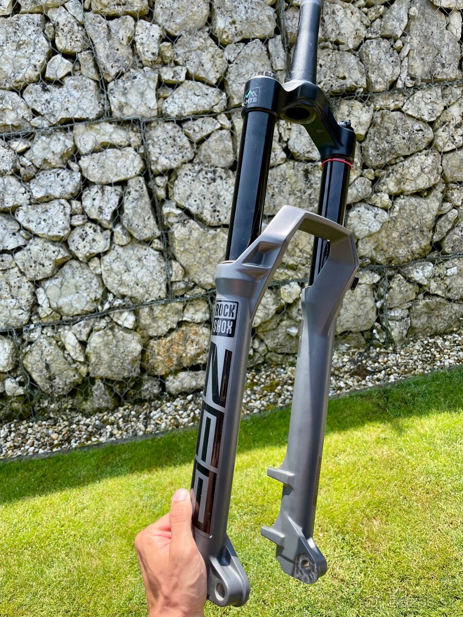 Odpruzena vidlica Rock Shox ZEB ultimate