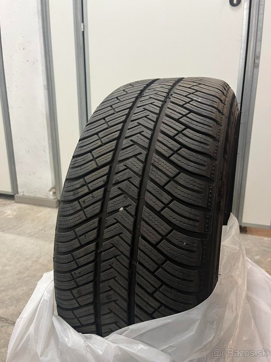 255/40 R20 Michelin Pilot Alpin