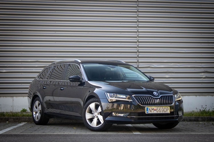 ŠKODA SUPERB Combi 2.0 TDI Style DSG 2017