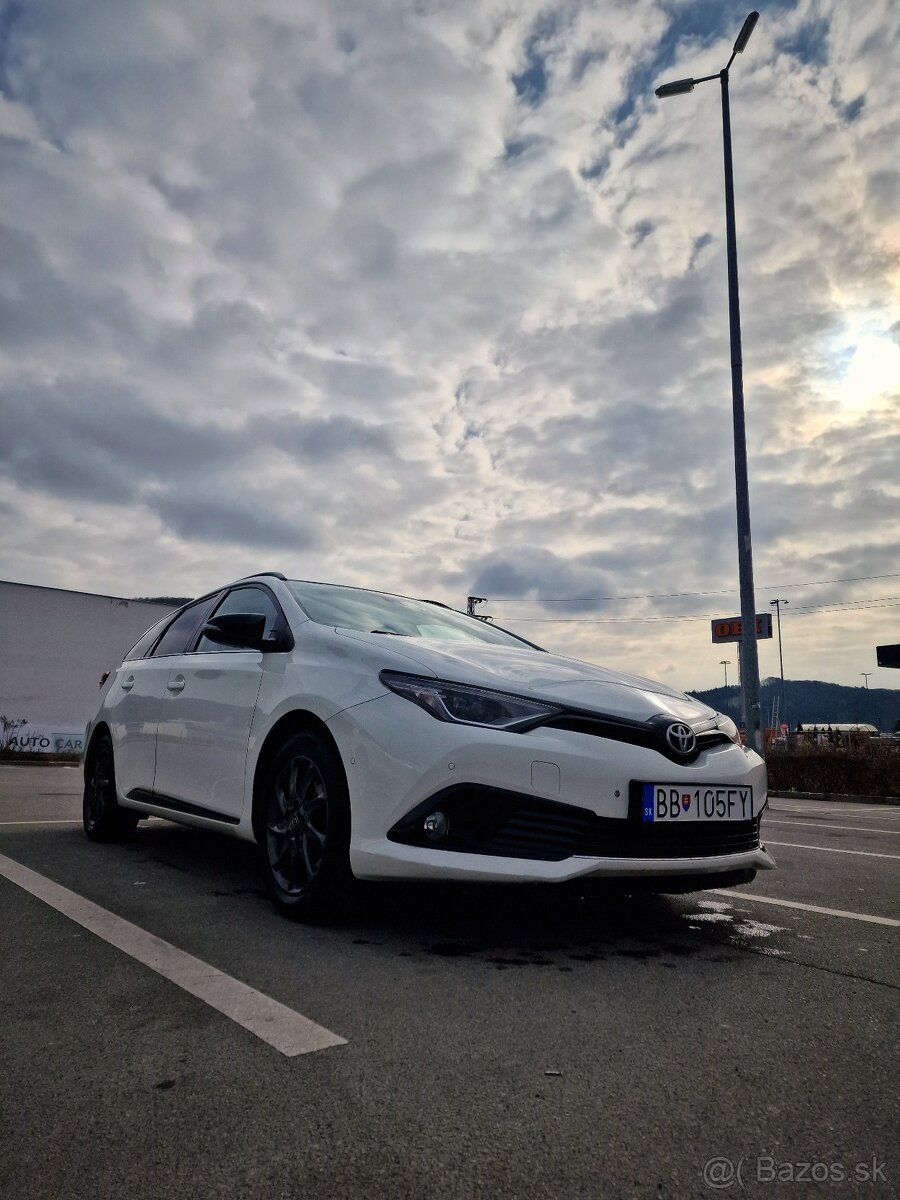 Toyota Auris TS 1.6 l Valvematic Selection