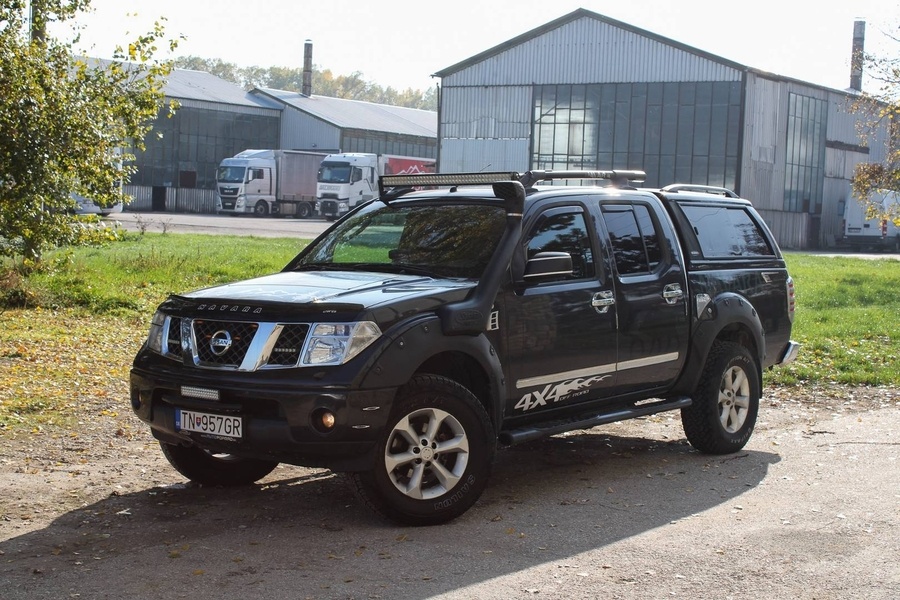 Nissan Navara 2.5 Automat, 128kW