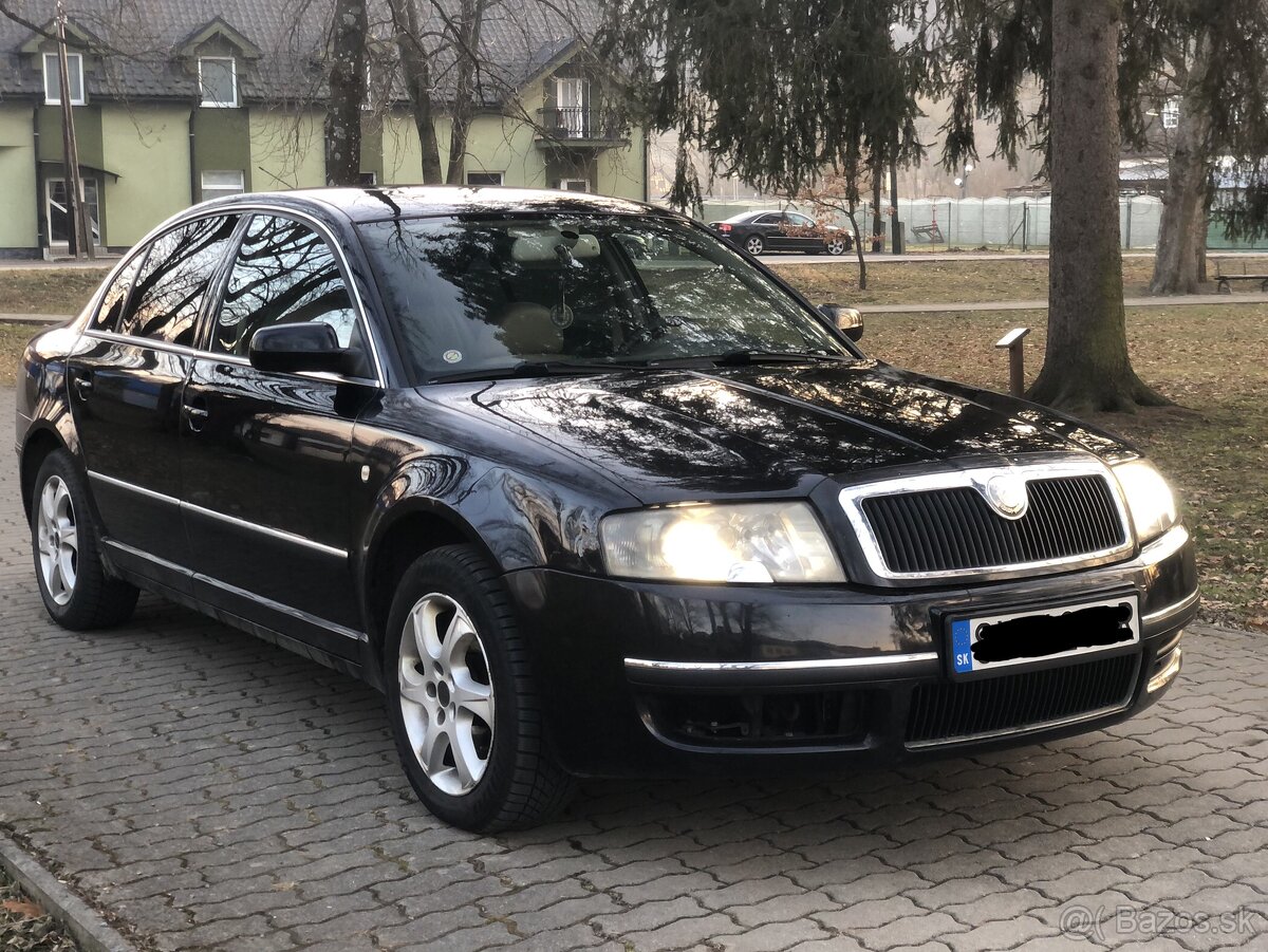 Škoda Superb 1