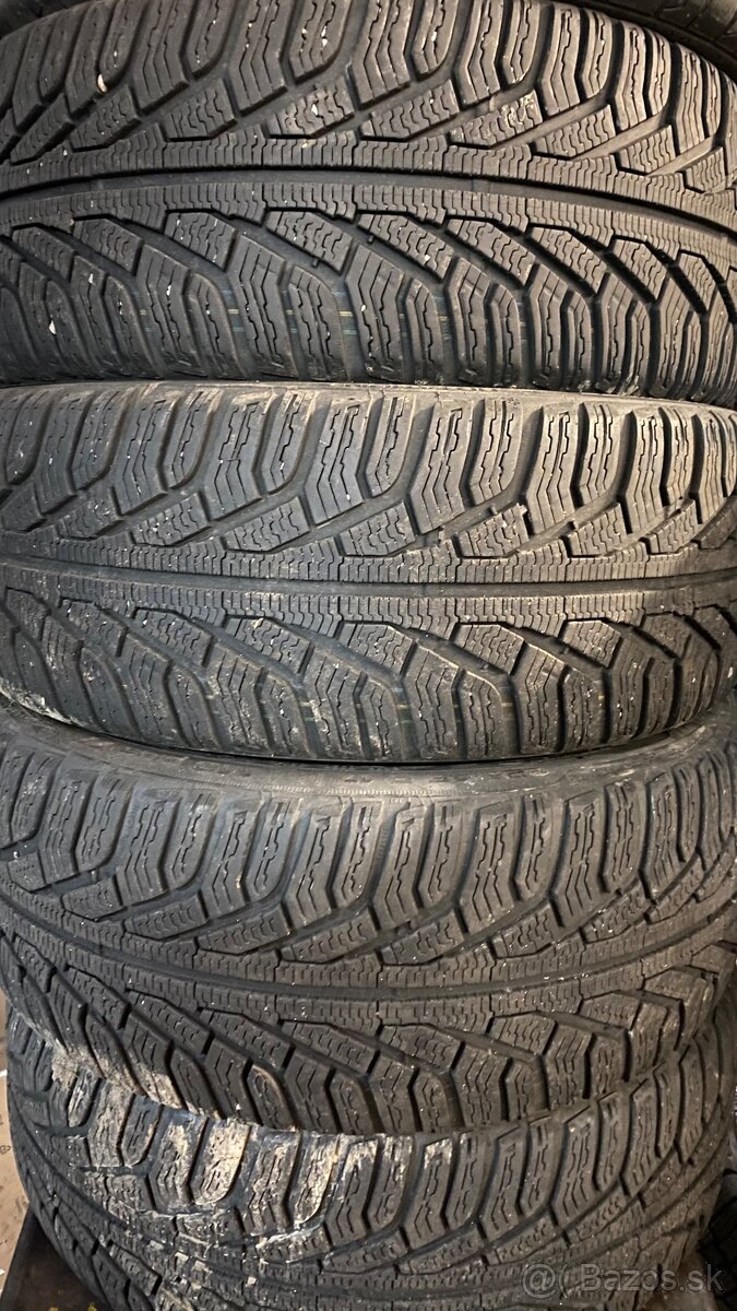 225/45R17