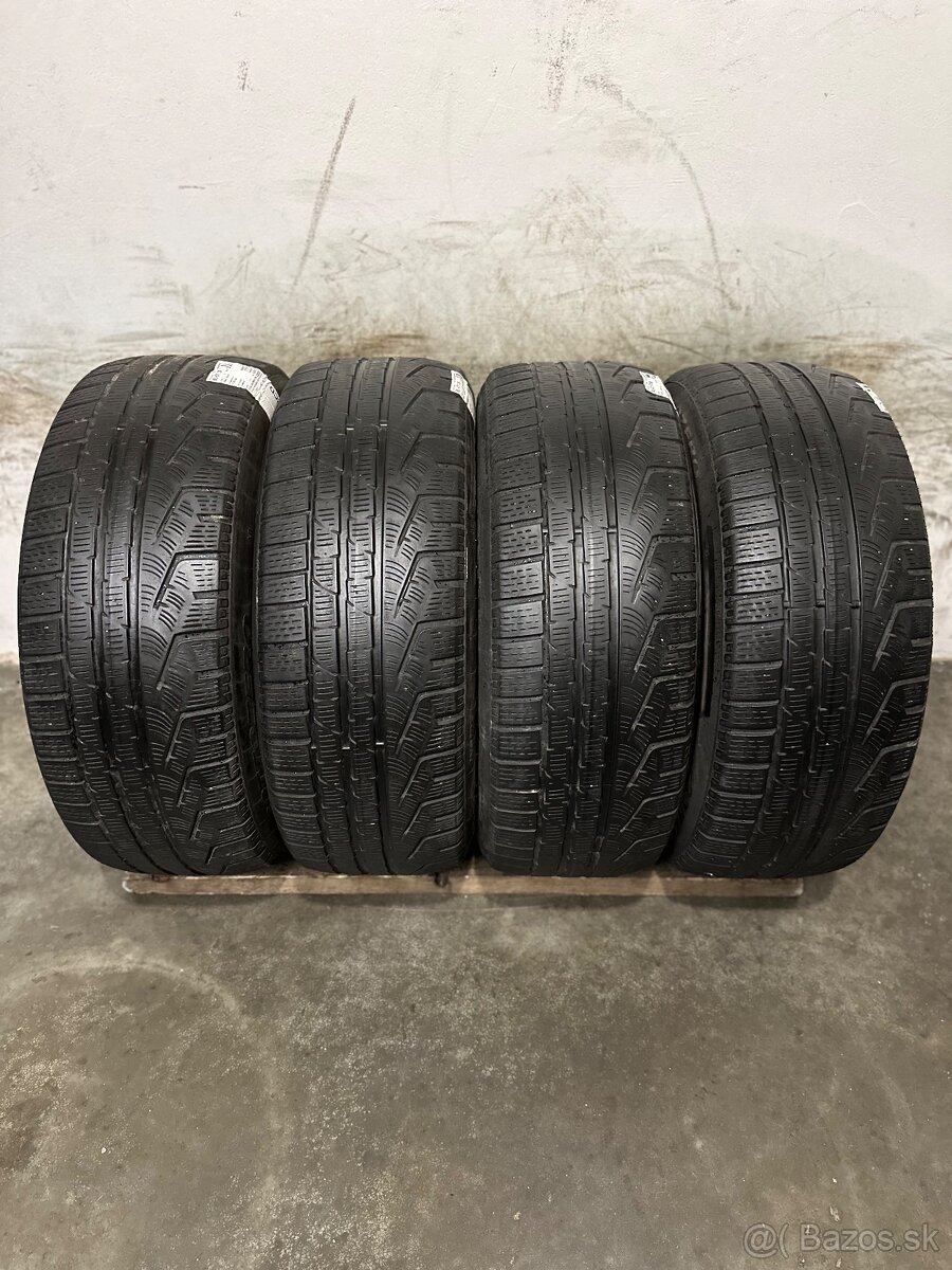 Zimné pneumatiky 235/55/18 Pirelli