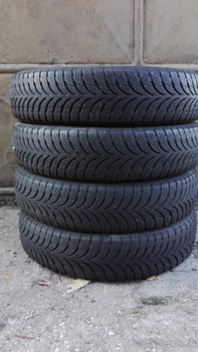 Predám 4-Zimné pneumatiky Bridgestone Bliz 155/70 R19