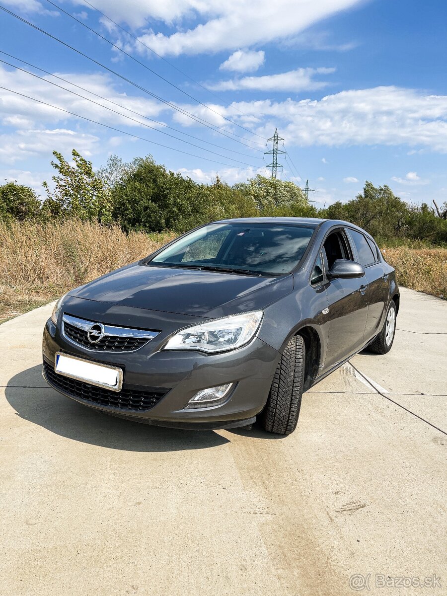 Opel Astra 1.4 2010