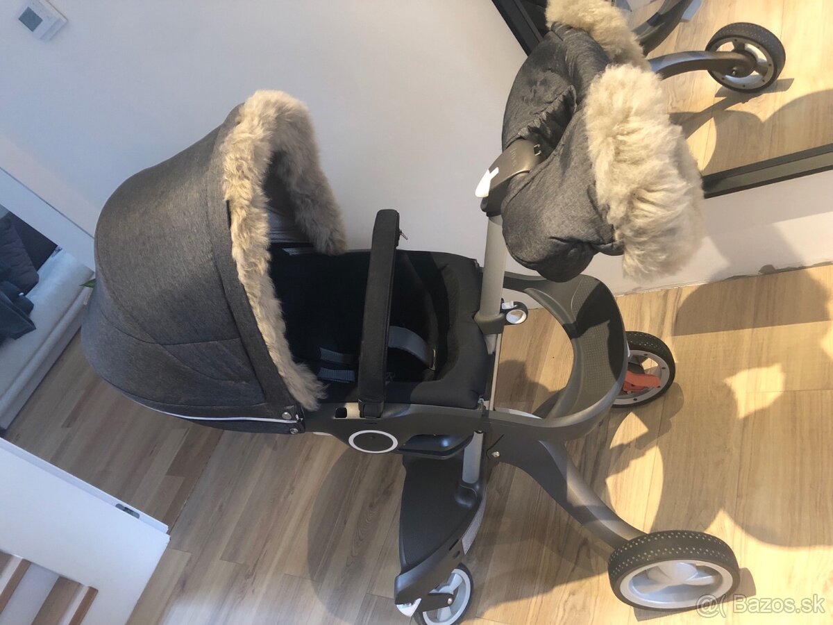 Stokke Xplory V4 Black