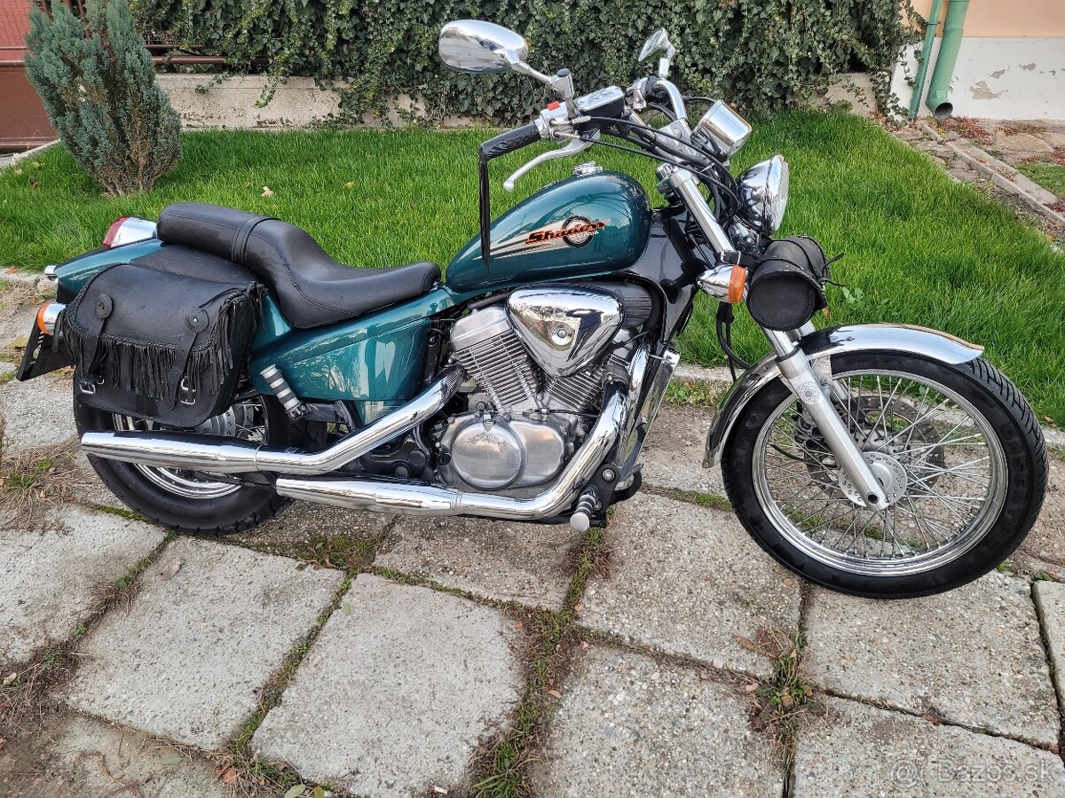 Honda VT 600 Shadow bohatá výbava 2003 TOP STAV