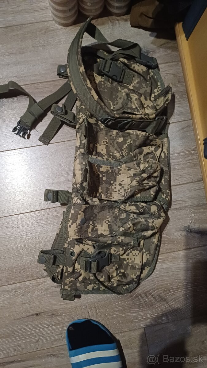 Airsoft chest rig