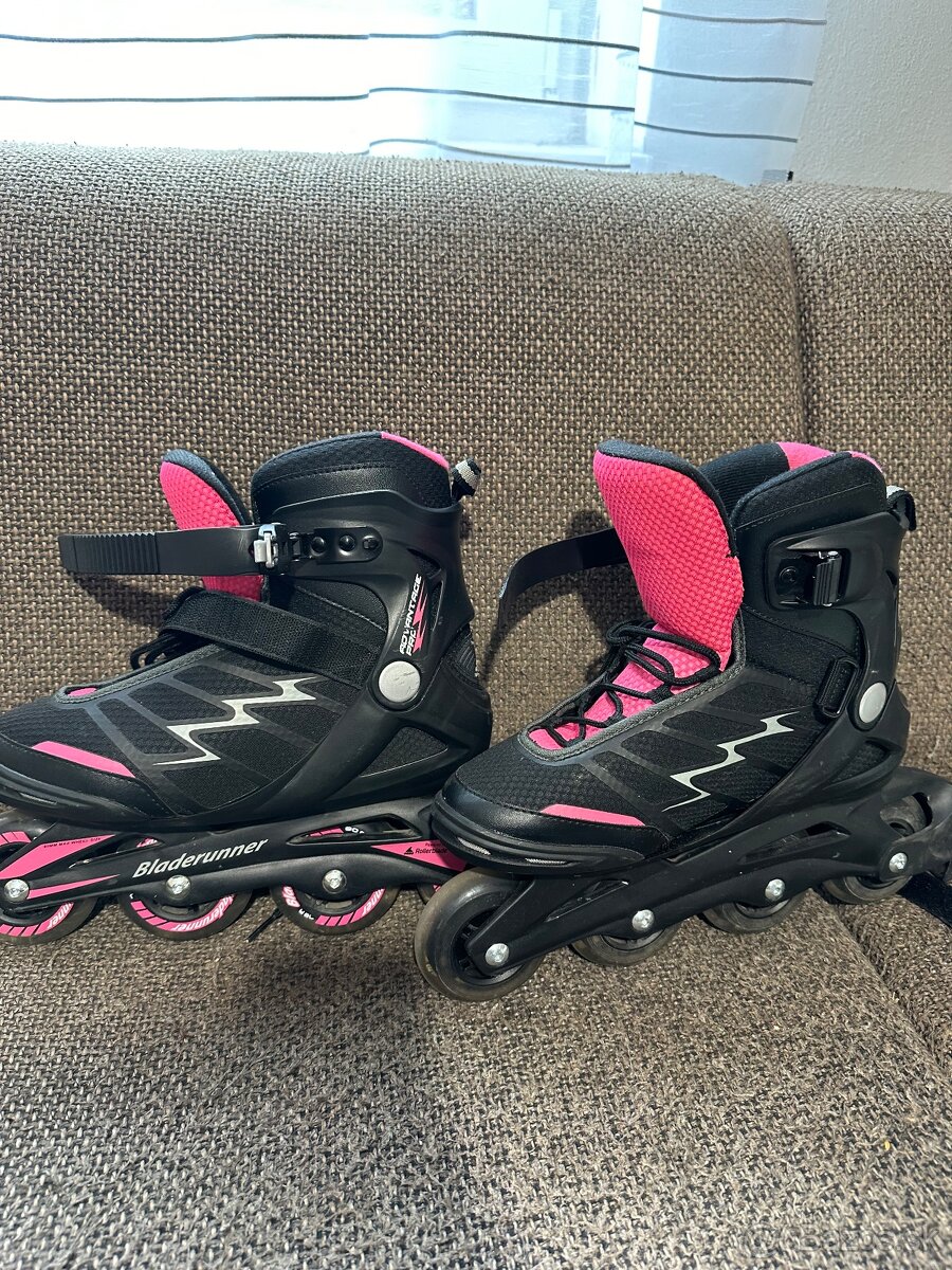 Rollerblade Advantage Pro XT W Black/Pink