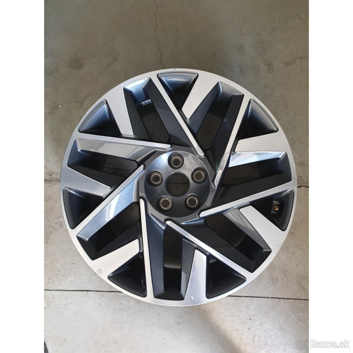 1kus Hyundai SANTA FE disk 5x114.3 R20 ET54