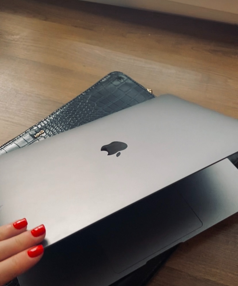 Apple MacBook Air 13" 256GB – ideálny na magisterku