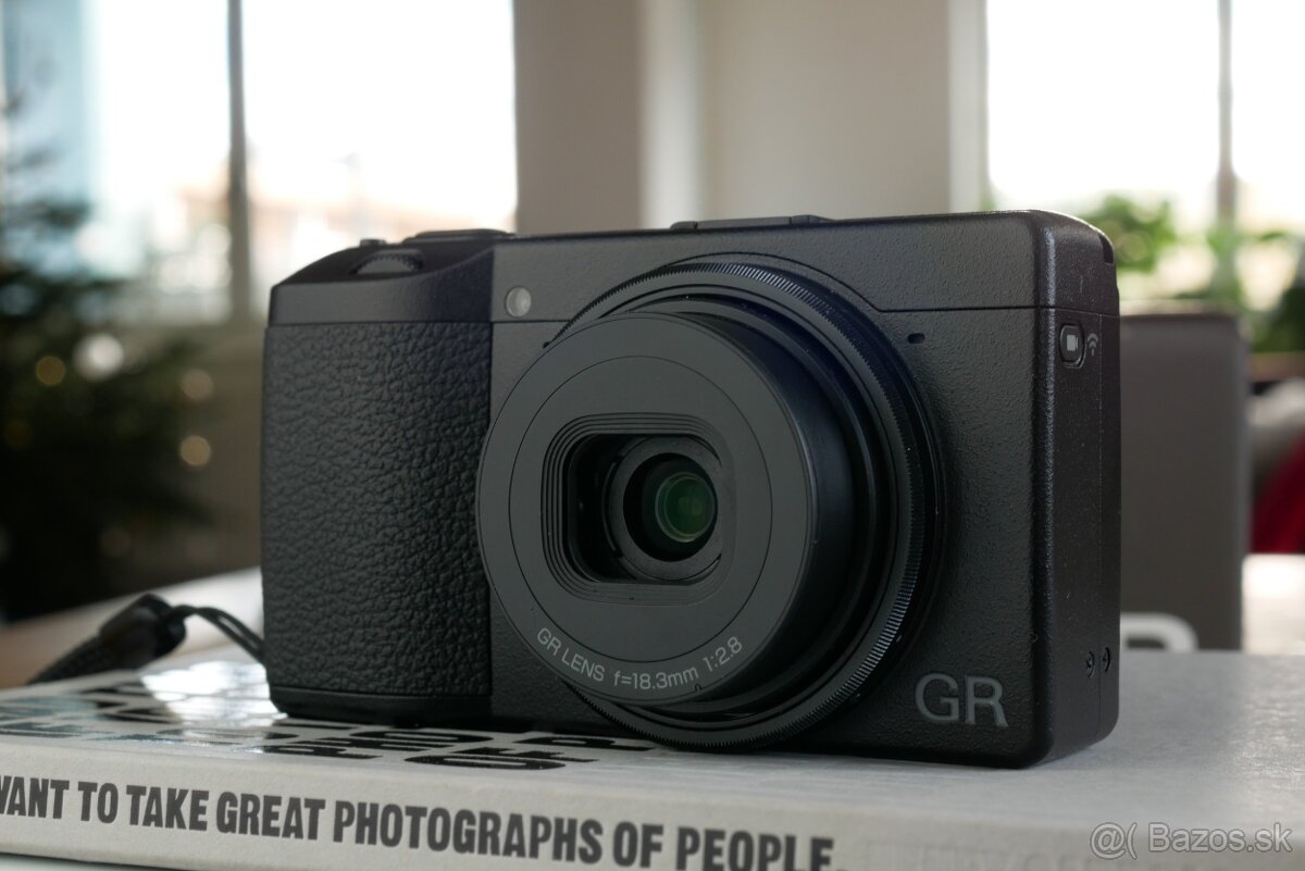 Ricoh GR III