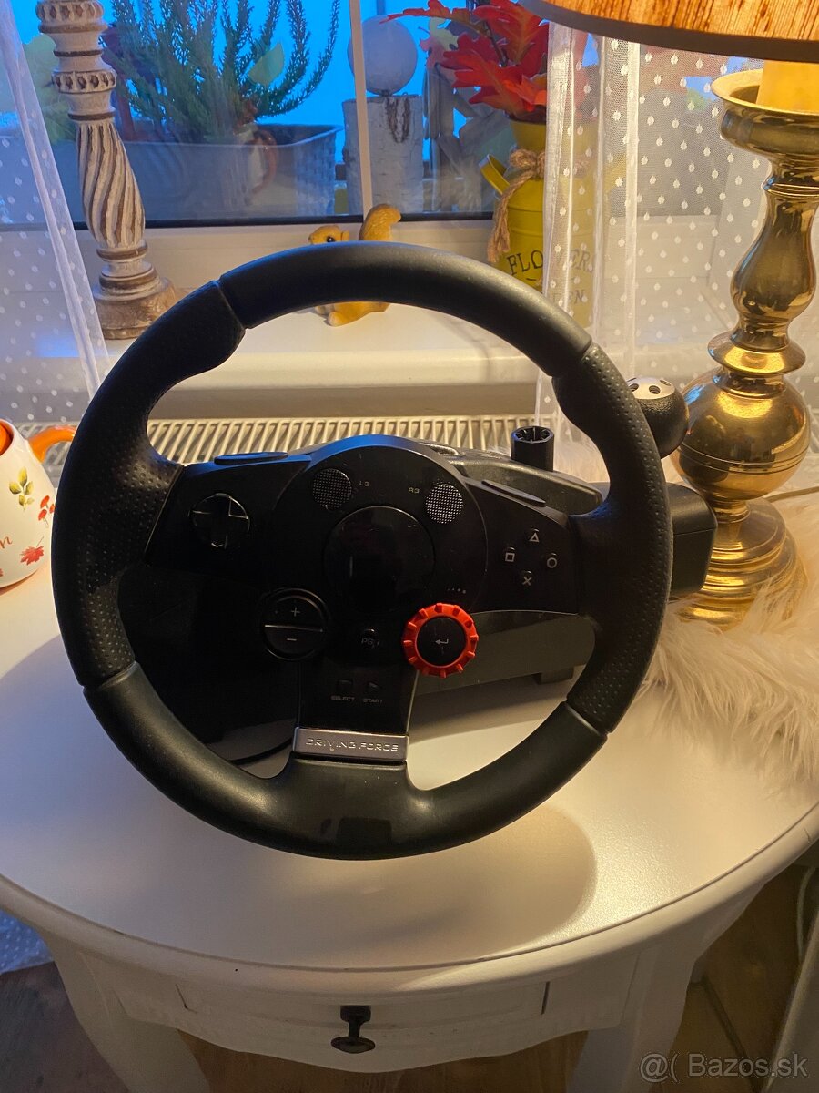 Logitech Driving Force GT+ pedále čierny v perfektnom stave