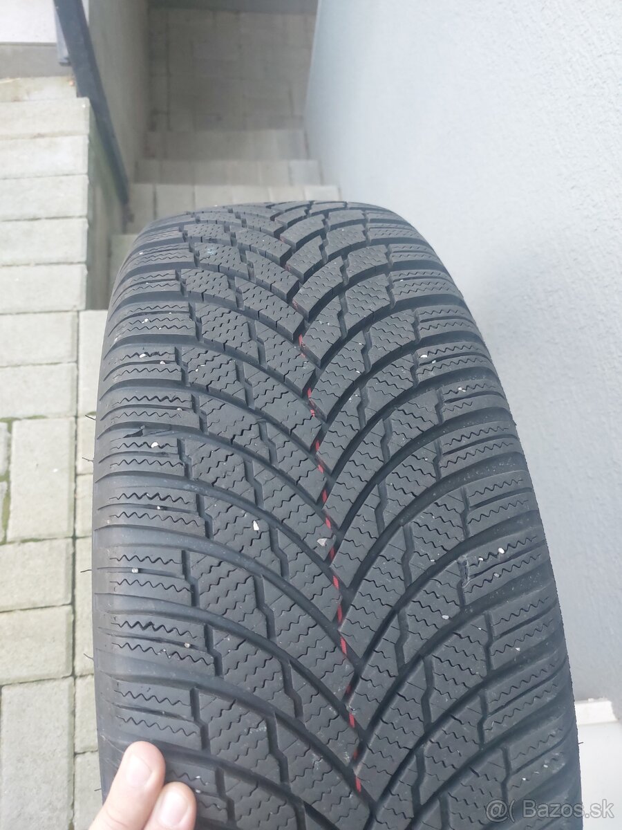 Predám pneumatiky firestone winterhawk 4 225/55 R19