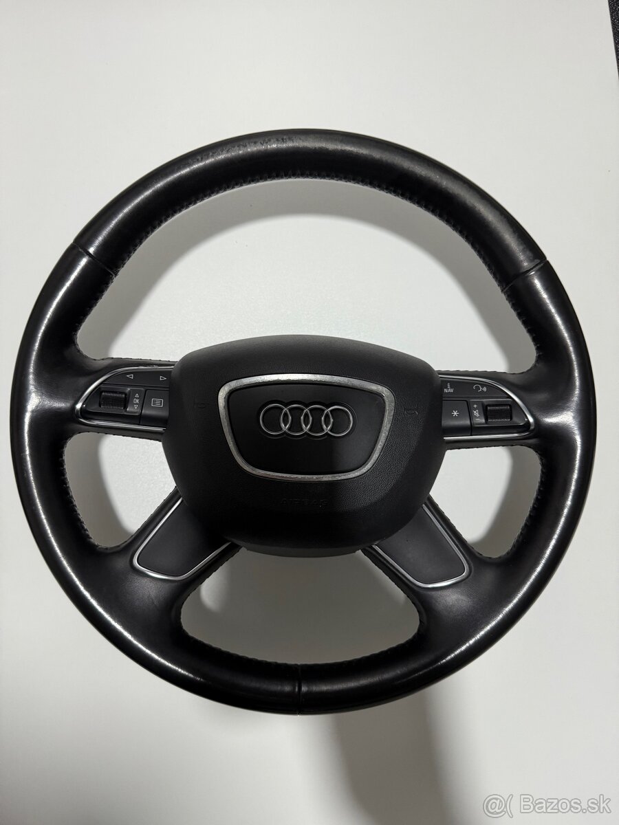 Audi volant