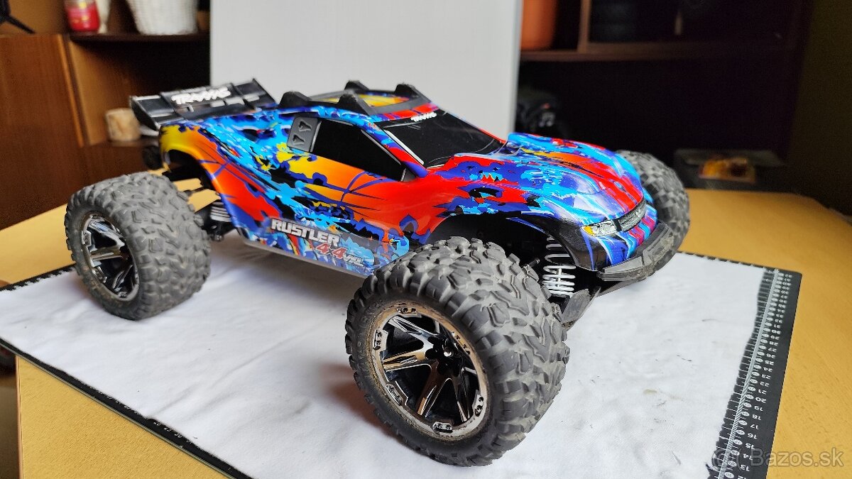 Traxxas Rustler 4x4 VXL