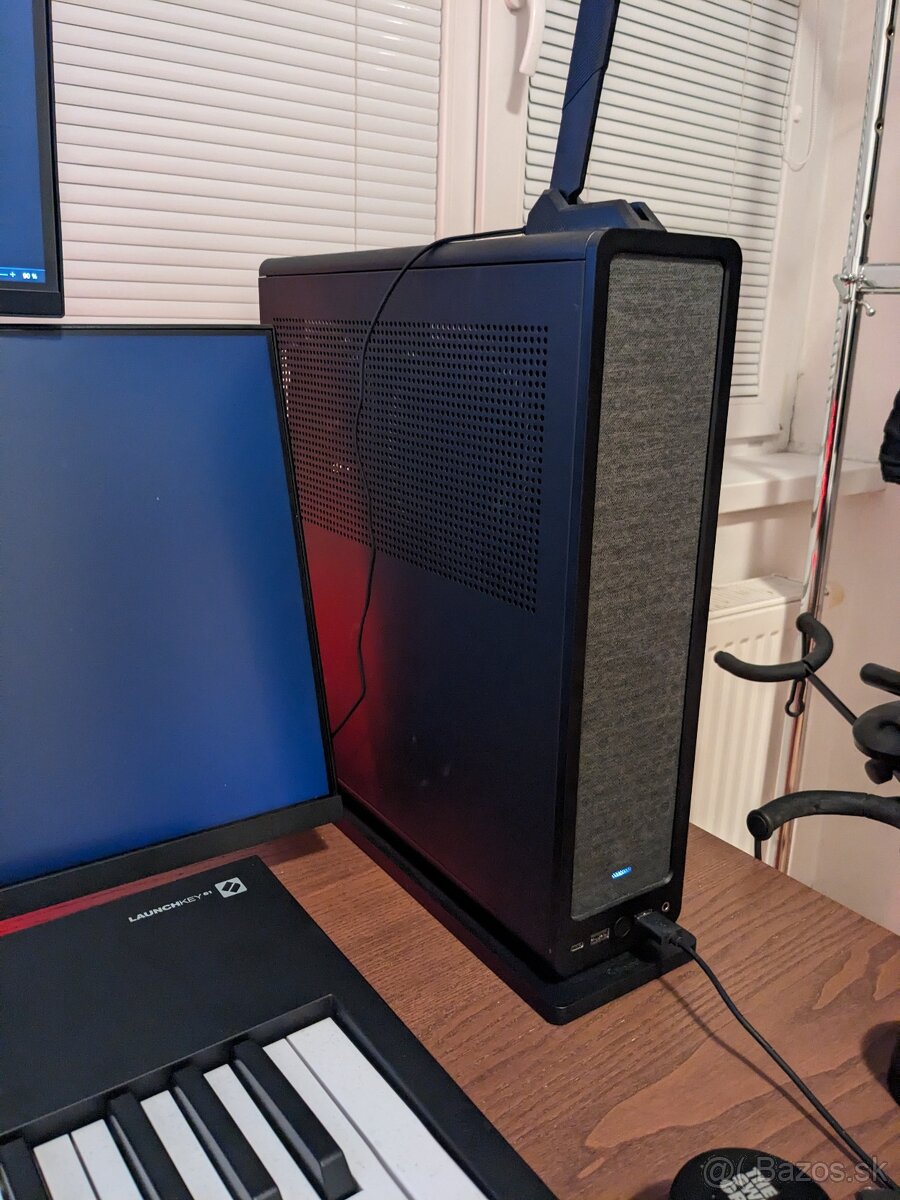 Predám ITX case Fractal Ridge Black