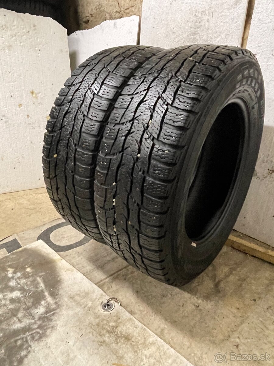 Nokian 215/65 R16C 2x=70€