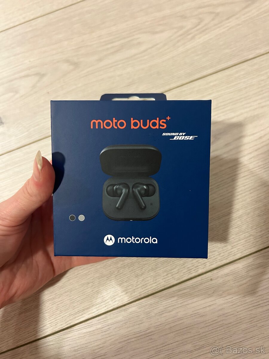 Moto buds+ sound by BOSE