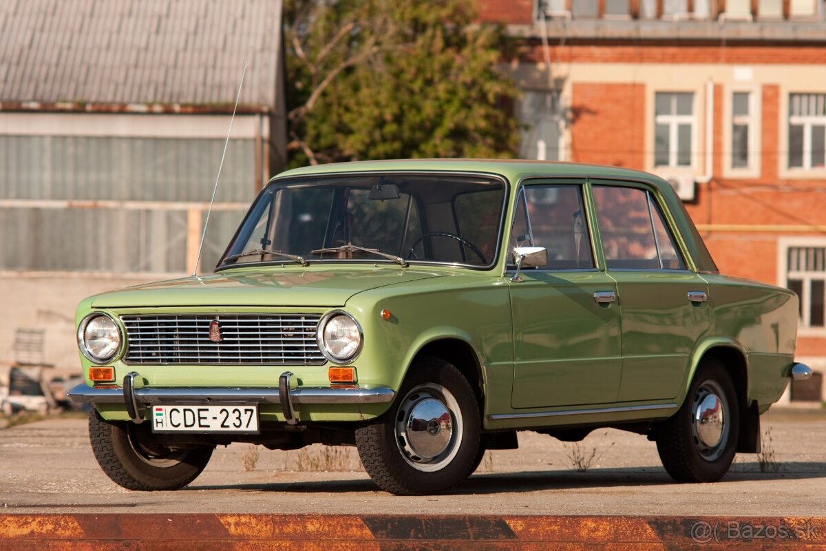 Lada 2103