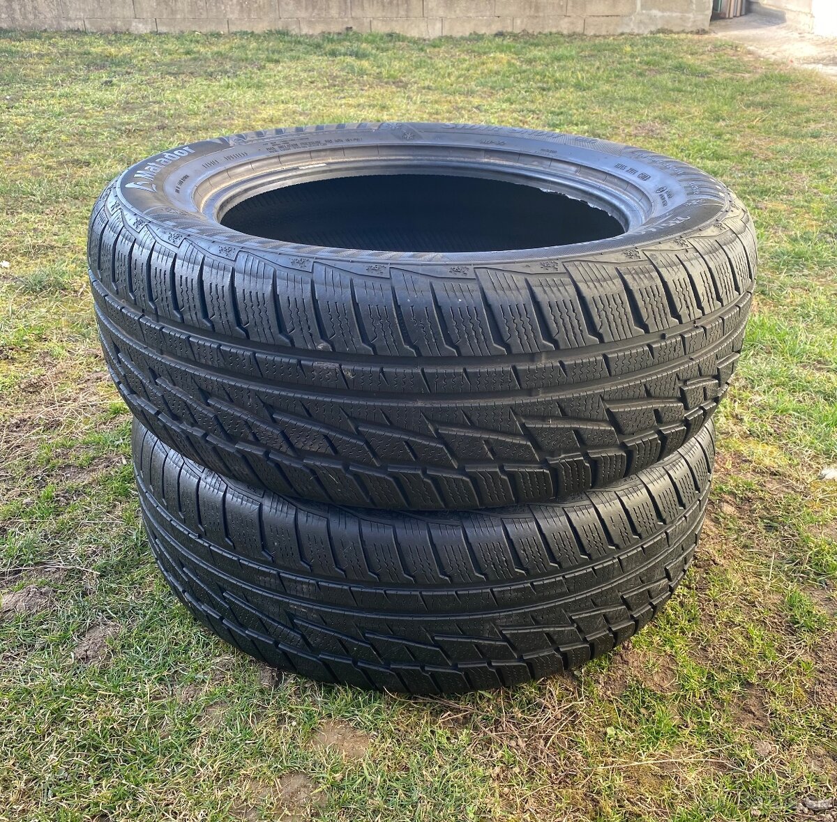 235/60 r18 zimné MATADOR 107H