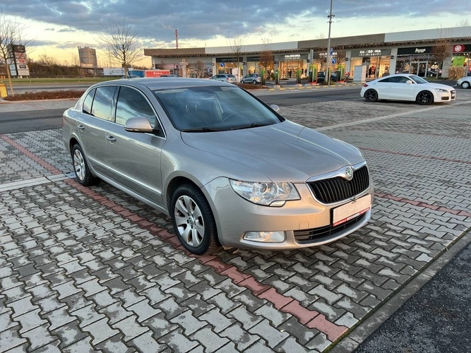 Škoda Superb II 2.0 TDi 125kw DSG TZ