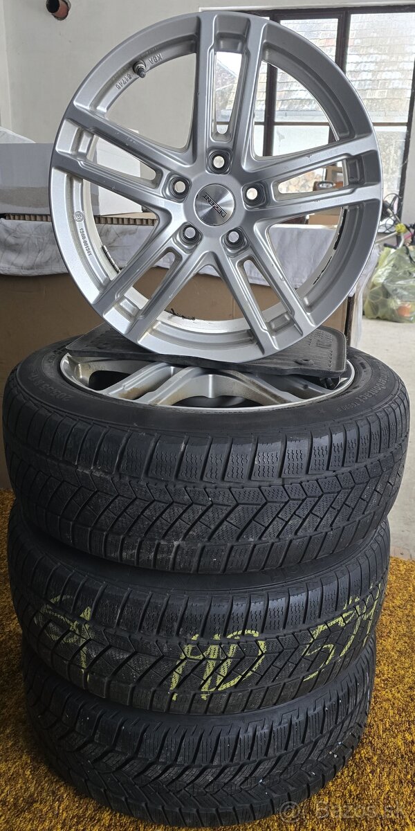 5x112,r17,7,5J,et54,Dezent-205/50-r17-Continental-2023-5mm