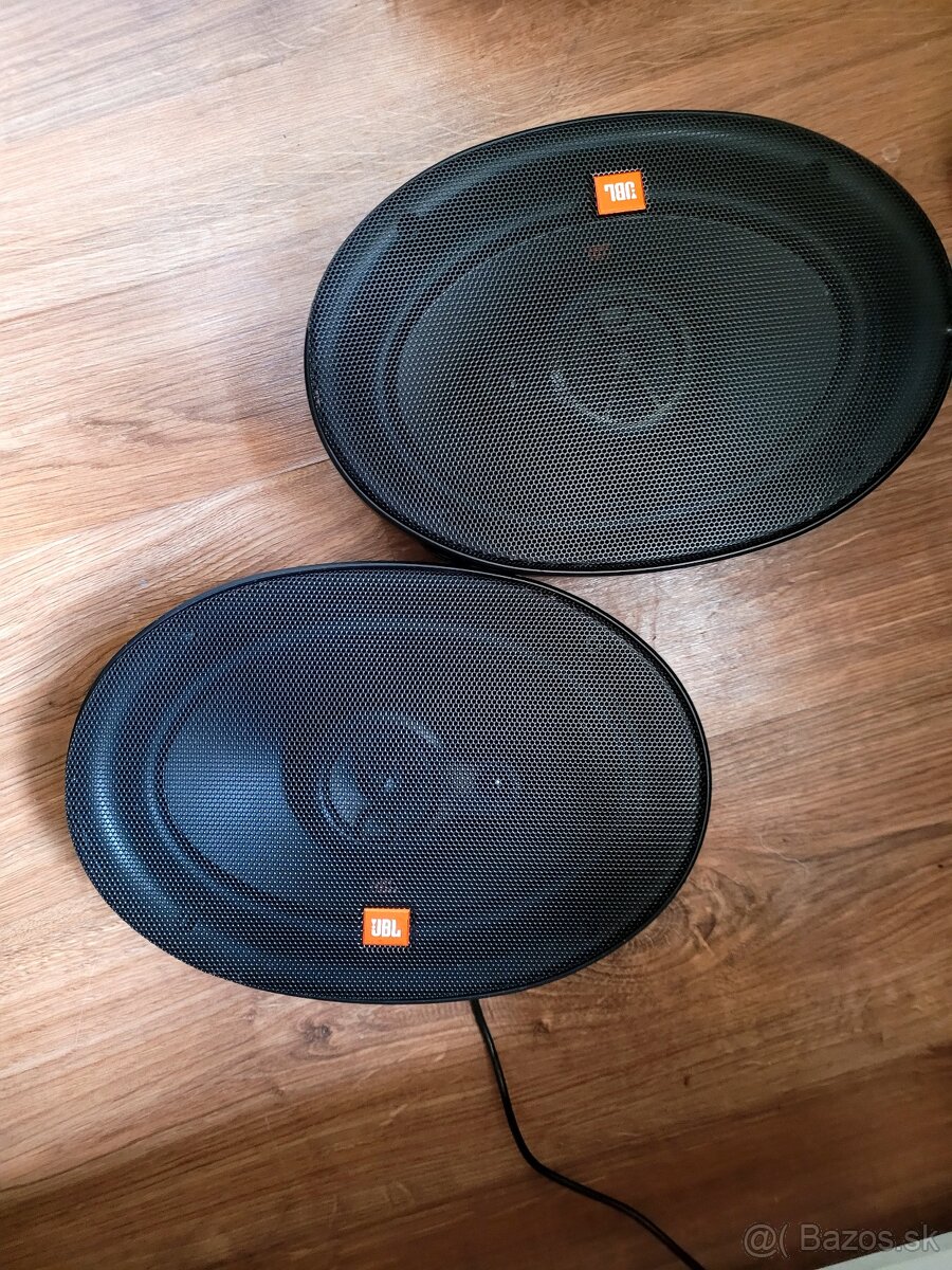 Reproduktory JBL-Harman