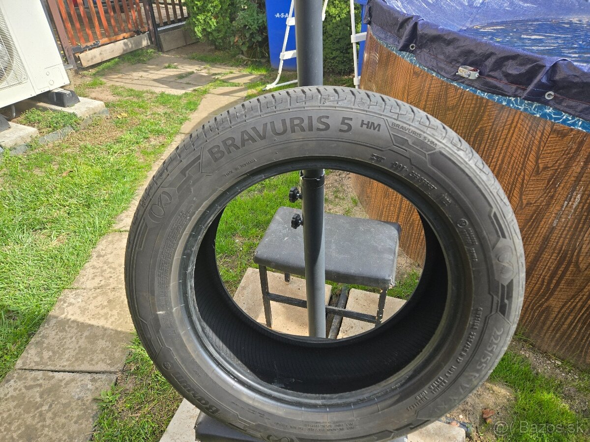 Predám letné pneumatiky 225/55 R17 Y XL