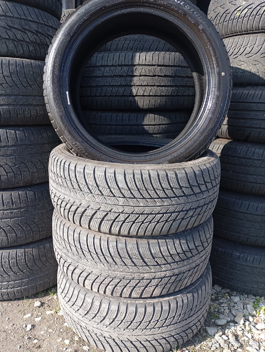 Predám jazdené pneu zimné 225/45 R18