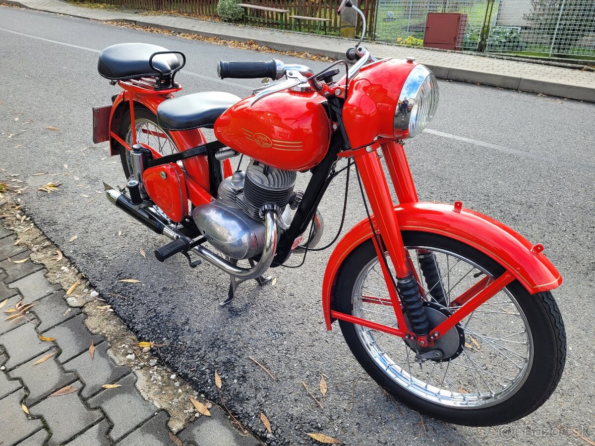 Jawa 250/11 perak