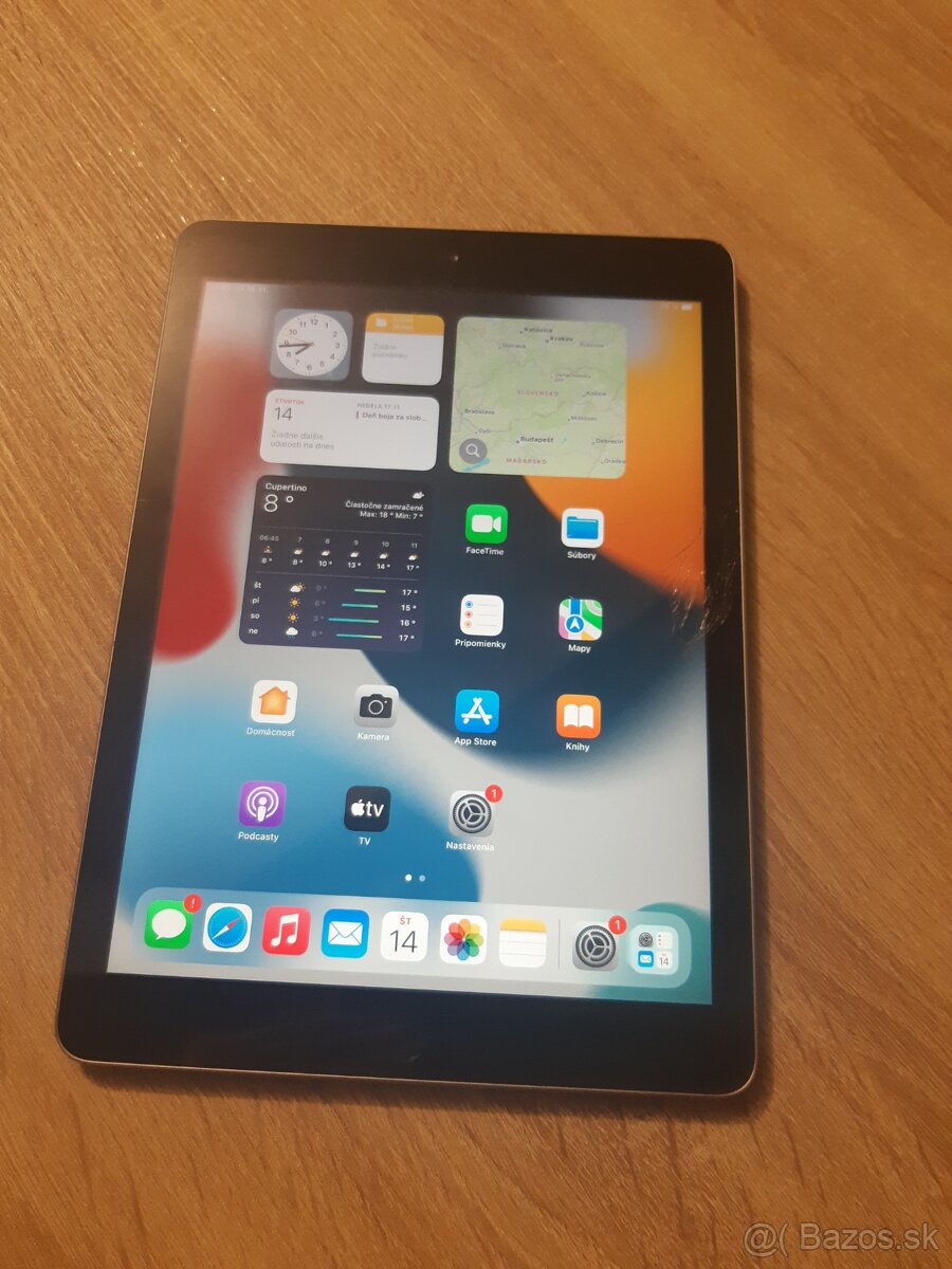 9.7" iPad 5 / 128GB prasknutý displej