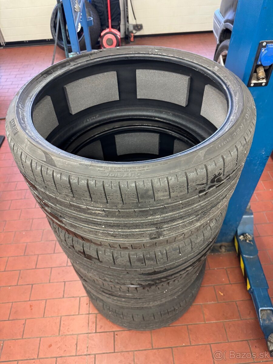 Pneu Pirelli P Zero, 285/30/ZR22 101 Y