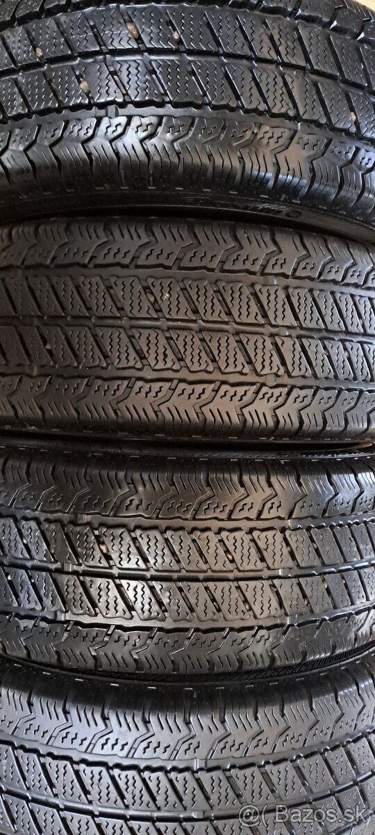 Predám 4ks jazdené zimné 205/65r16C Barum na dodávku