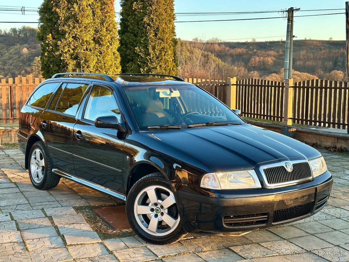 Škoda Octavia Combi 1.8T 4x4 Swiss Ice Hockey     Top Stav