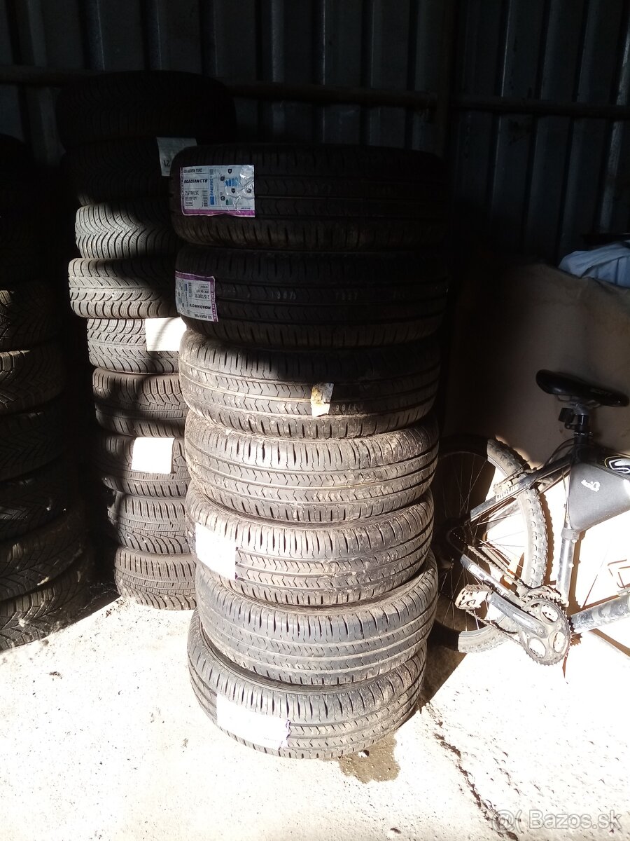 Nexen 215/70r15c letné