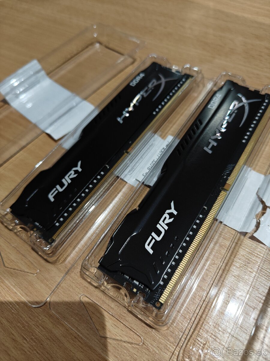 HyperX DDR42400MHz 2x8GB