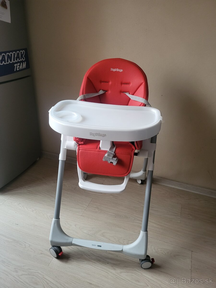 Polohovatelna jedalenska stolicka Peg perego prima papa foll