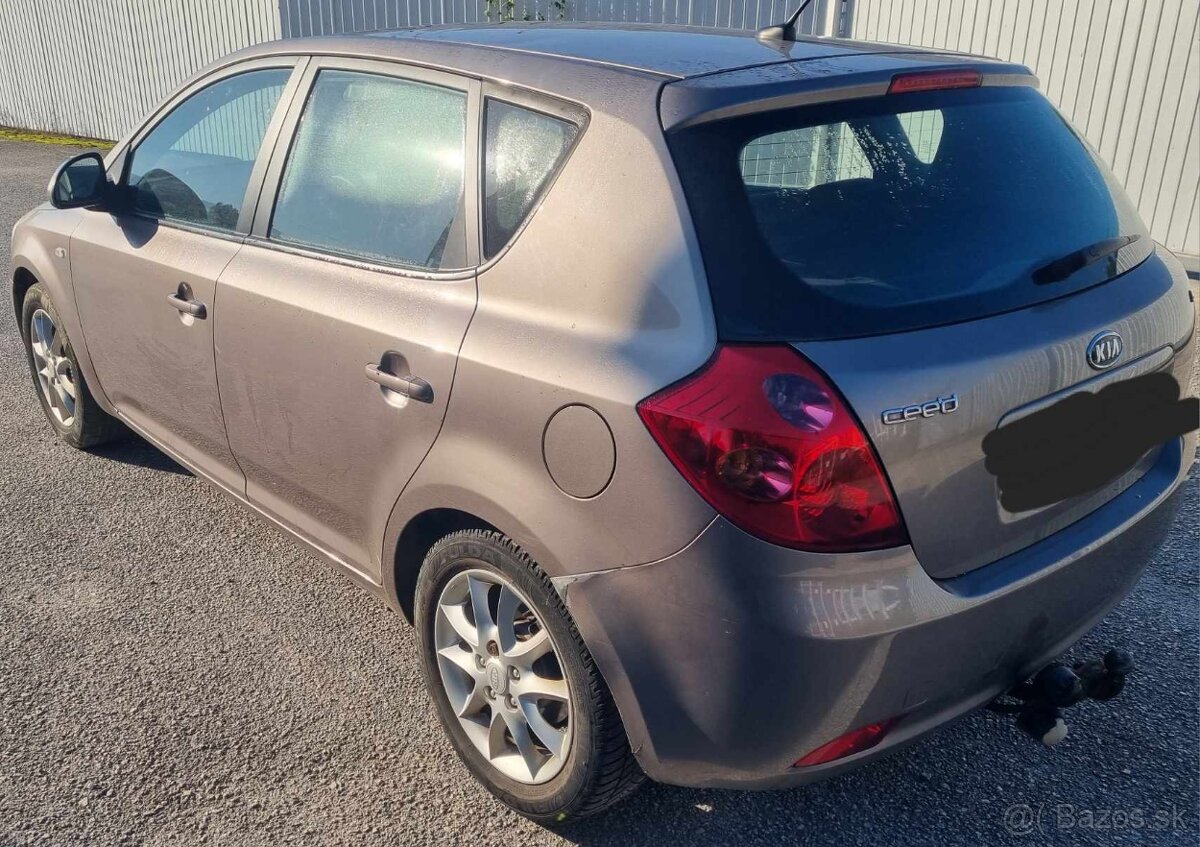 Rozpredám kia cee'd ceed 1.6 crdi 85kw 2008