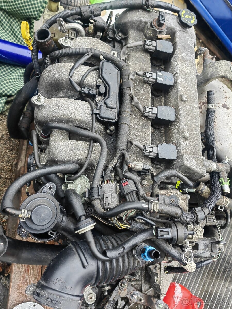 Motor mazda2.3 turbo disi