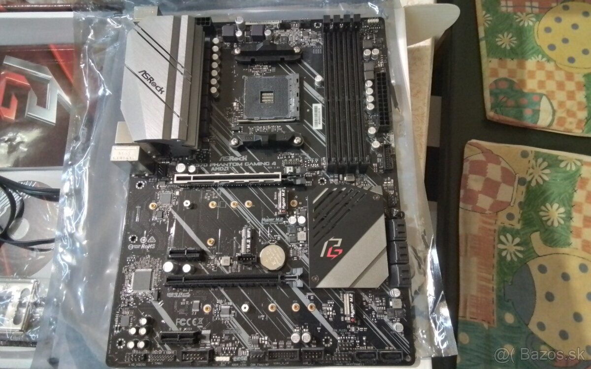 REZERVOVANE ASRock X570 PHANTOM GAMING 4 ATX socket AM4 AMD