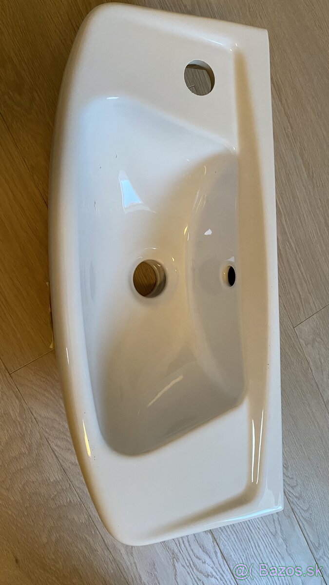 Predam umyvadlo Villeroy & Boch Omnia Compact