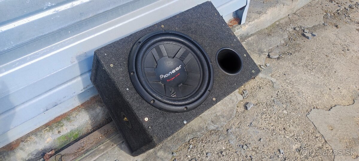 Subwoofer do auta PIONEER TS-W310D4