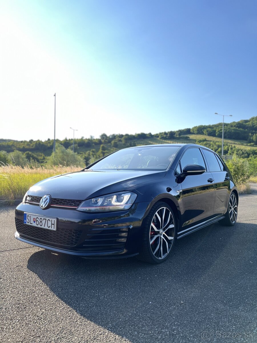 Volkswagen Golf 7 GTI Performance 2.0 TSI