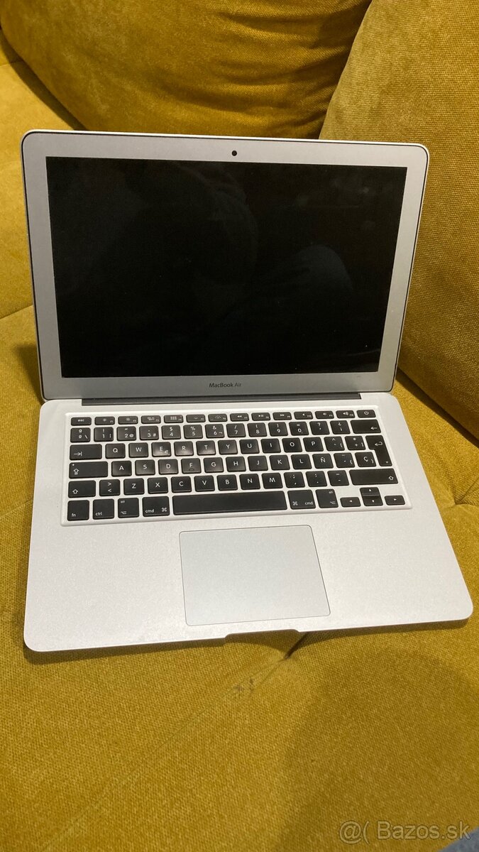 Macbook air 13-inch 2017 256gb