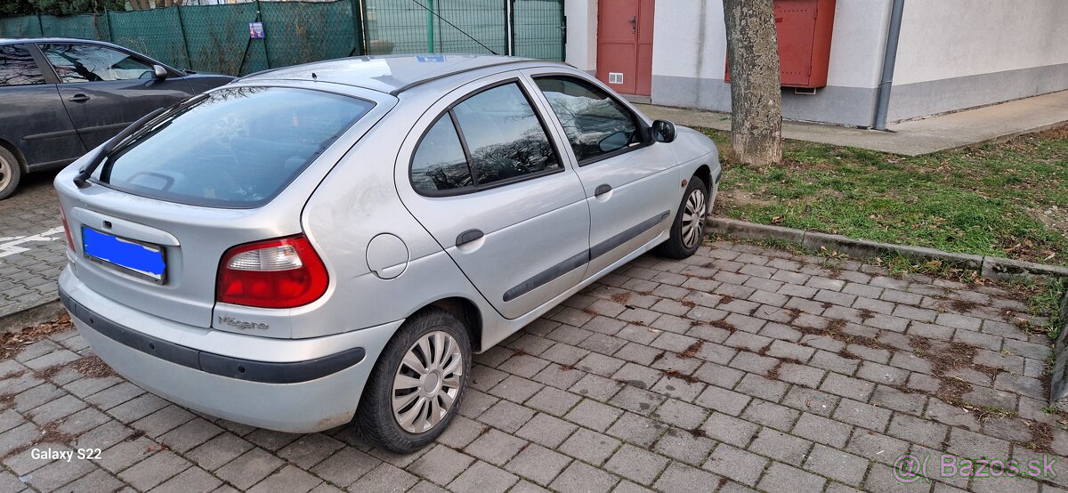 RENAULT MEGANE