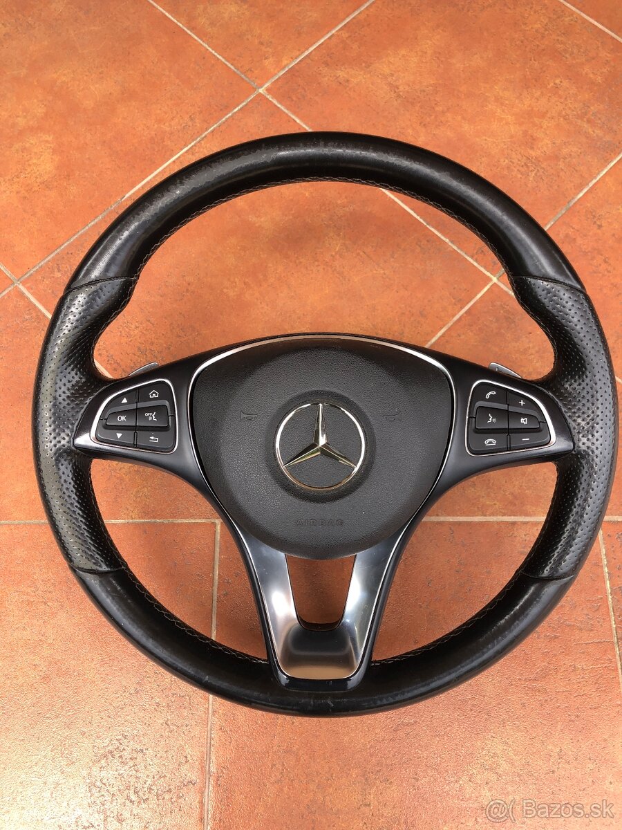 Mercedes  v