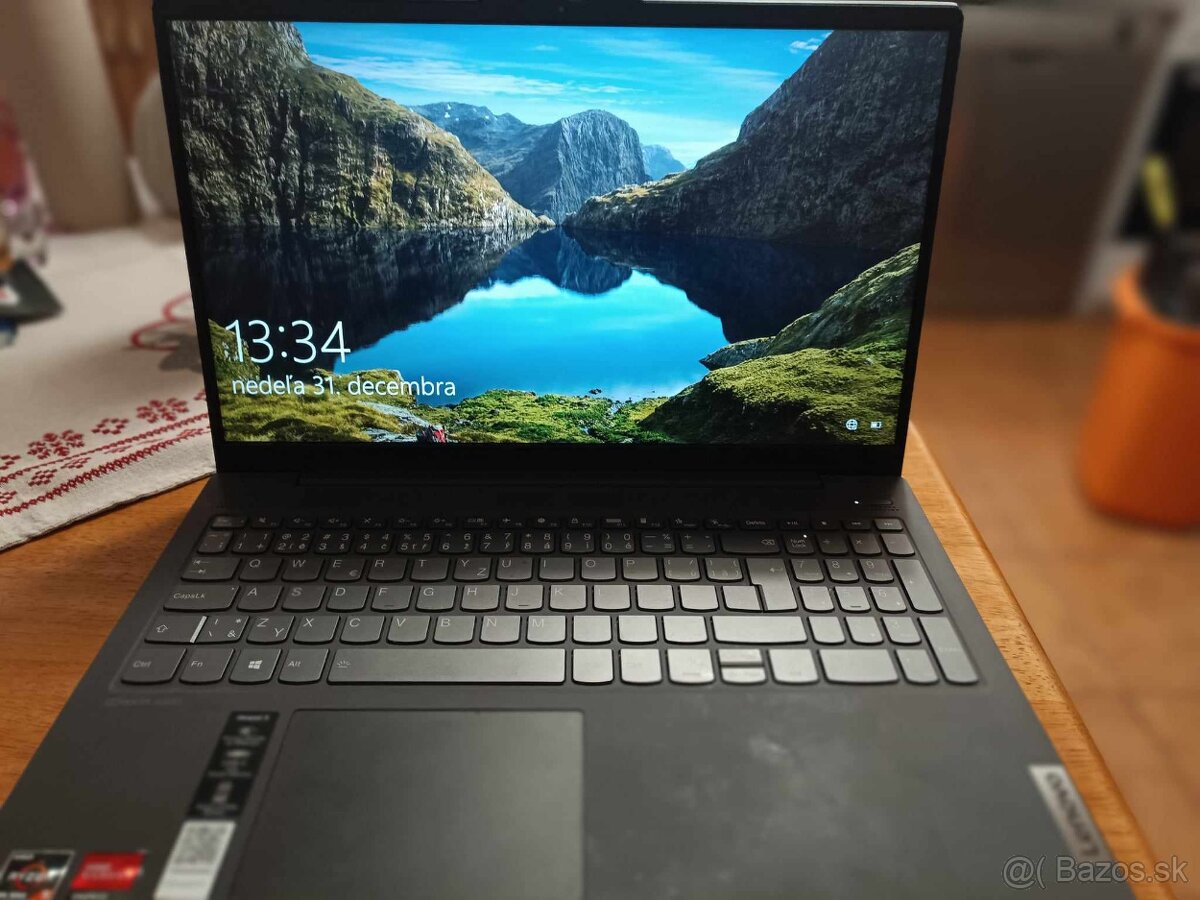 Lenovo IdeaPad 5